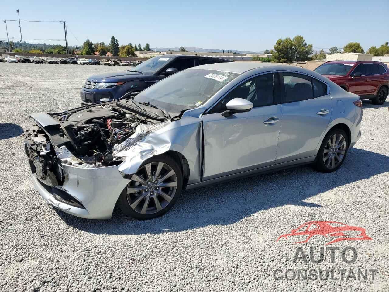 MAZDA 3 2019 - JM1BPACLXK1109028
