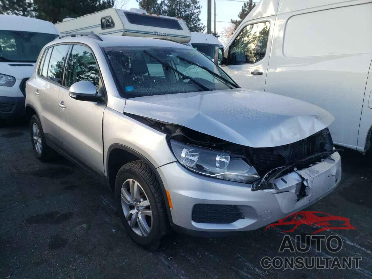 VOLKSWAGEN TIGUAN 2016 - WVGAV7AX1GW597608