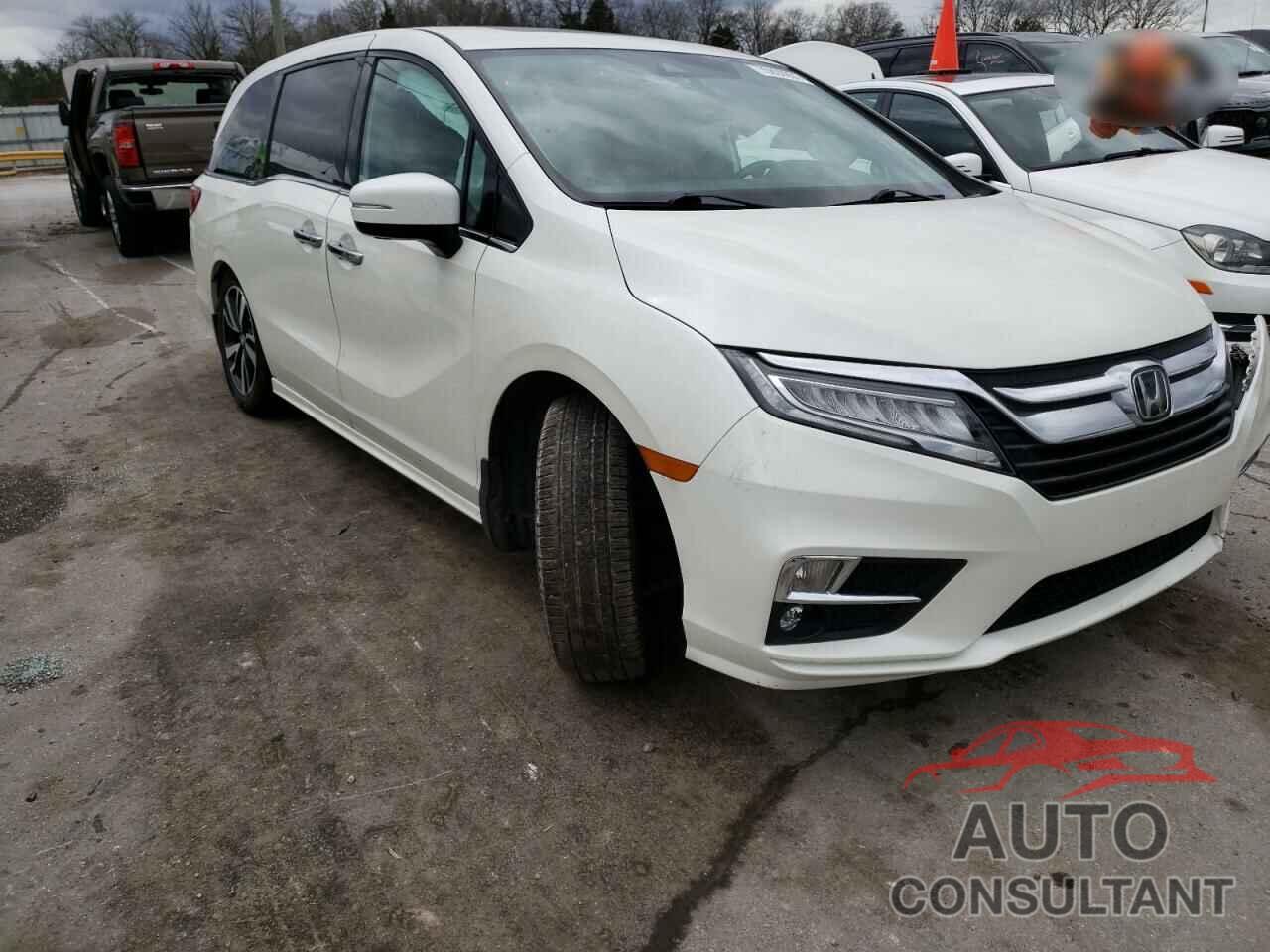 HONDA ODYSSEY 2018 - 5FNRL6H96JB000432