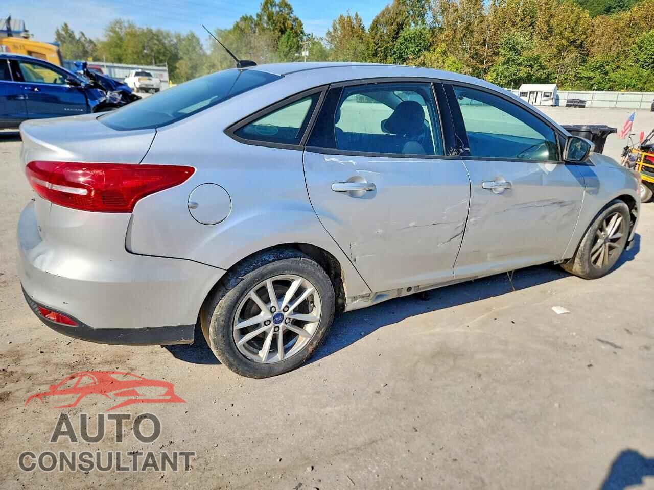 FORD FOCUS 2017 - 1FADP3F23HL313292