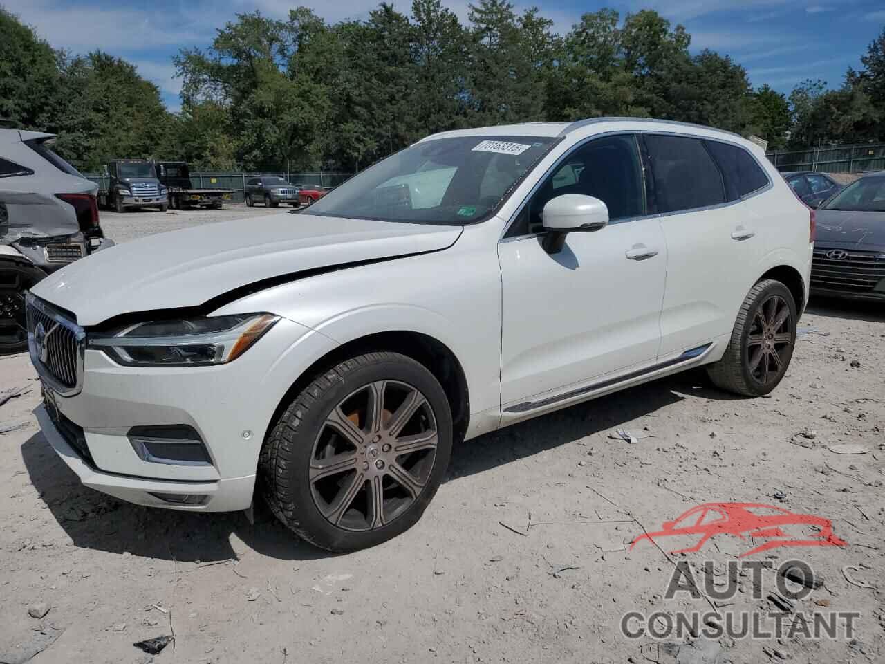 VOLVO XC60 2018 - YV4102RL4J1036649