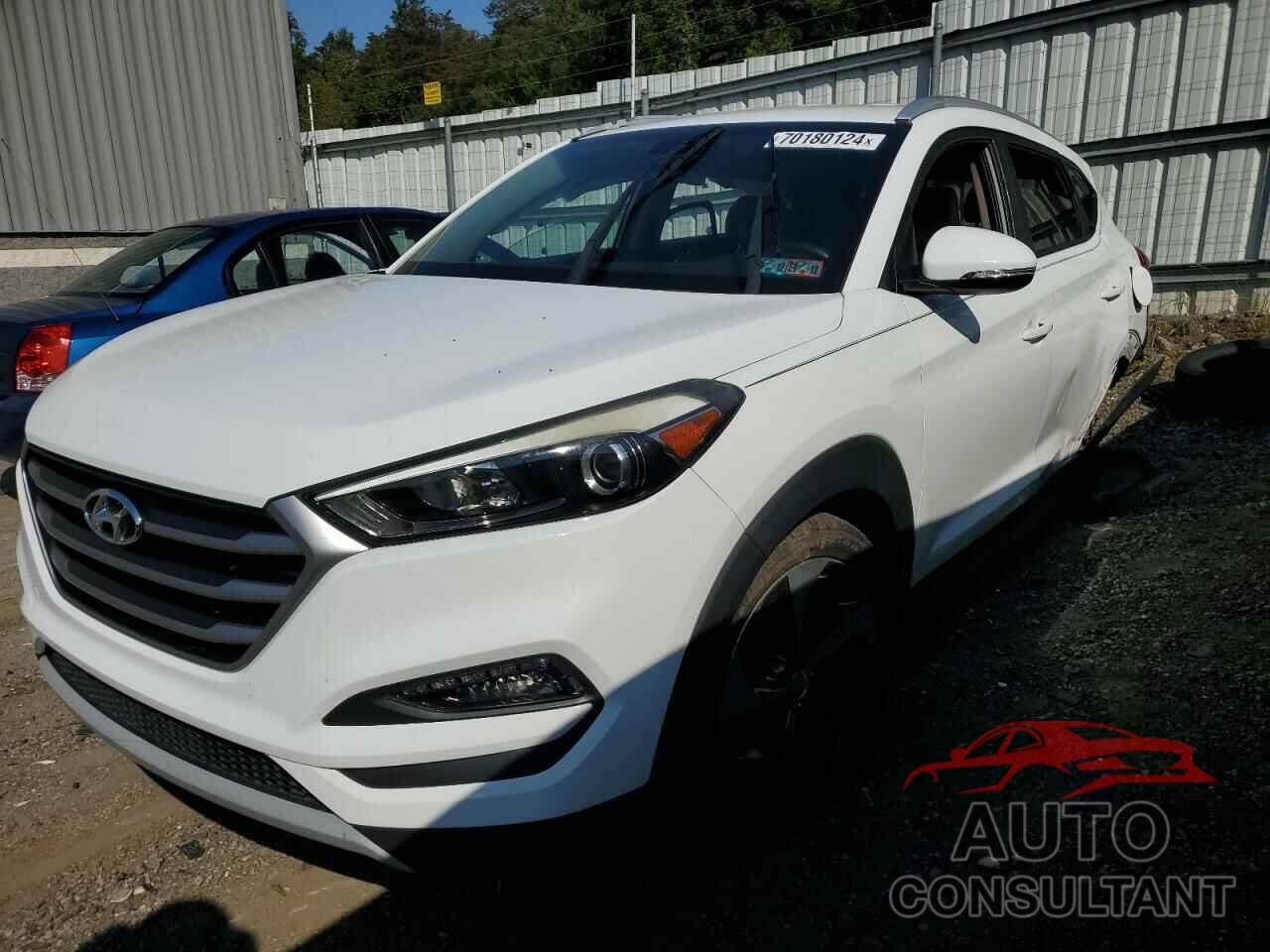 HYUNDAI TUCSON 2017 - KM8J3CA28HU278349