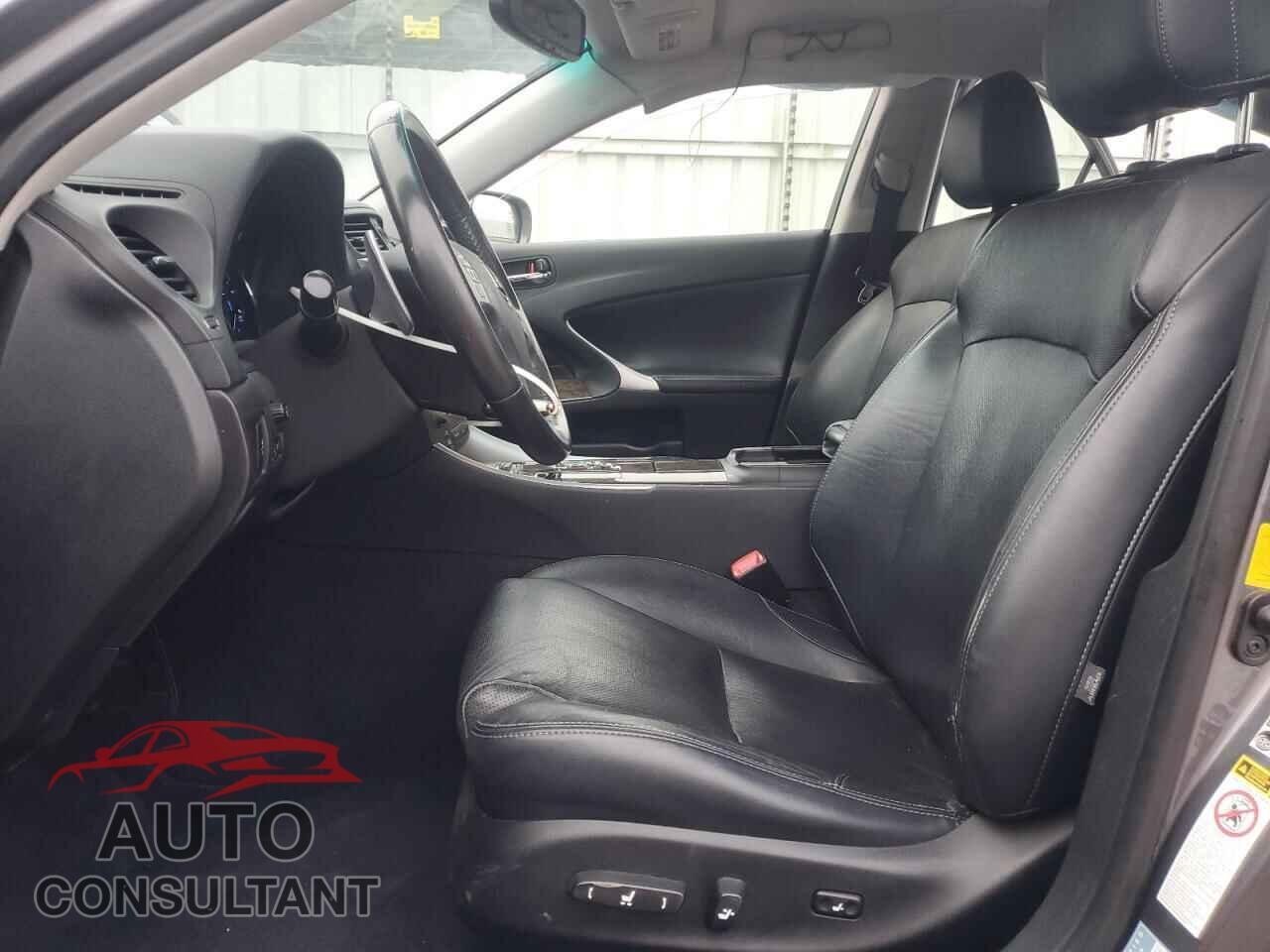 LEXUS IS 2012 - JTHBF5C22C5169072