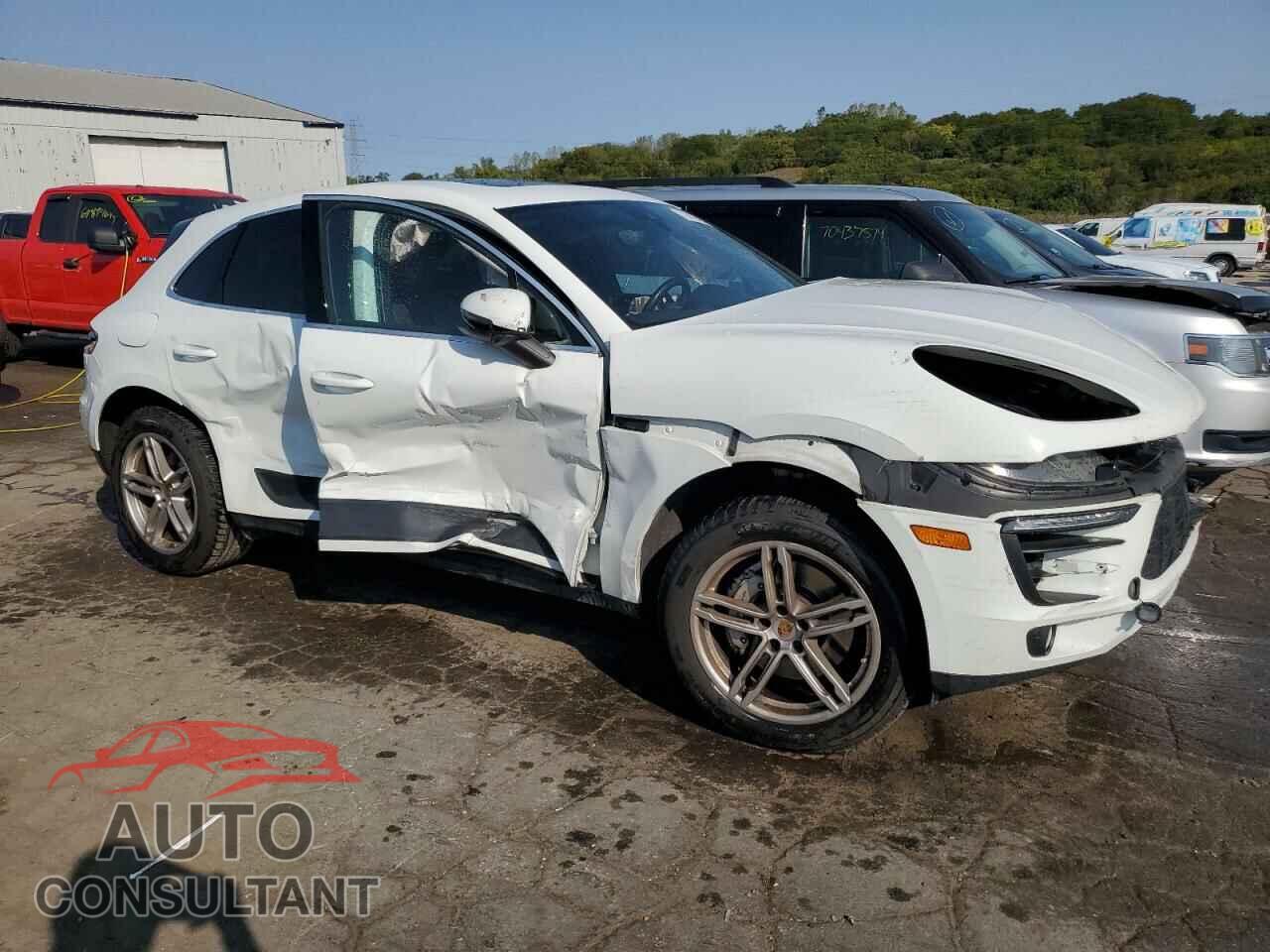 PORSCHE MACAN 2017 - WP1AB2A5XHLB11796
