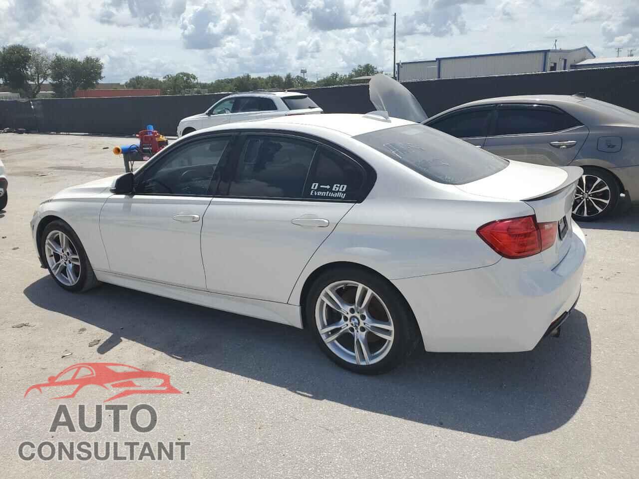 BMW 3 SERIES 2013 - WBA3A9C55DF476041