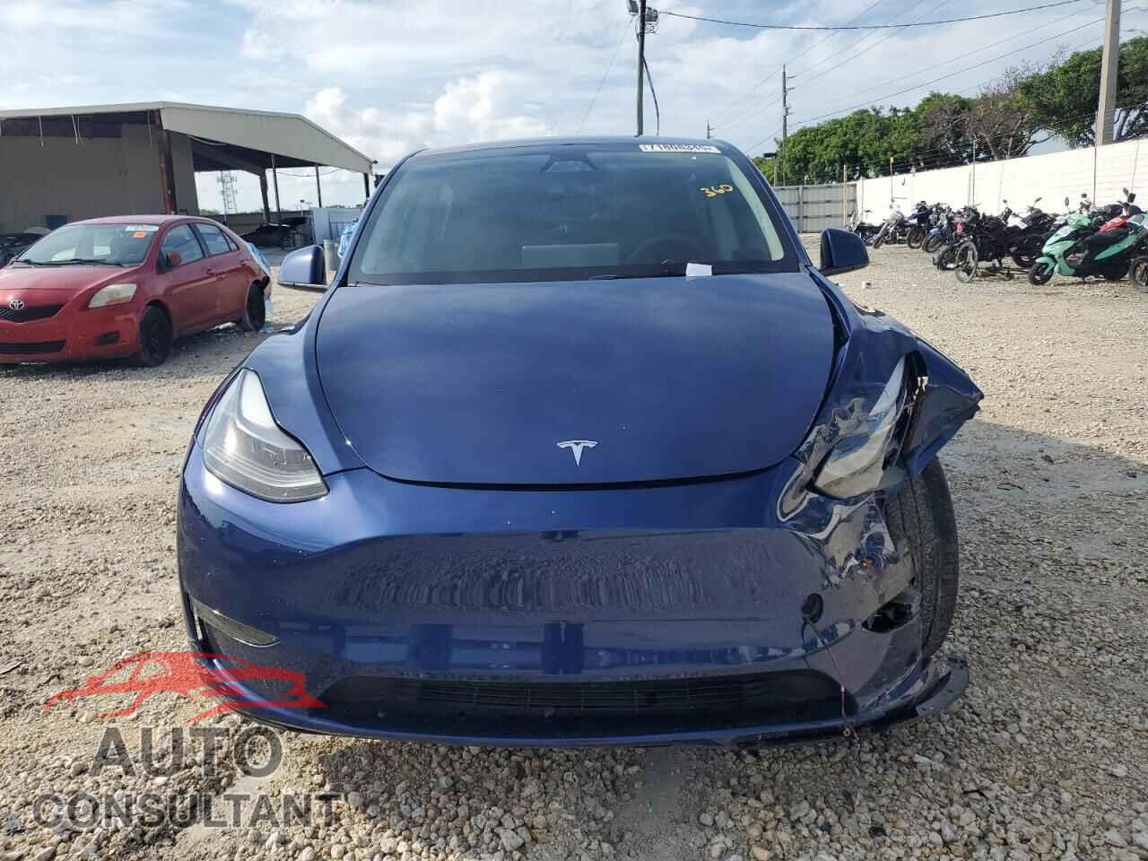 TESLA MODEL Y 2024 - 7SAYGDED4RF073603