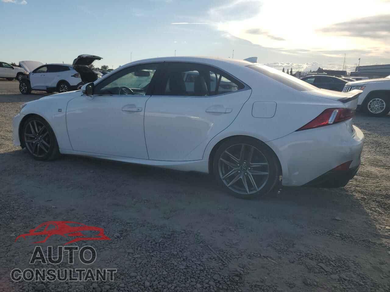 LEXUS IS 2014 - JTHBE1D29E5012376