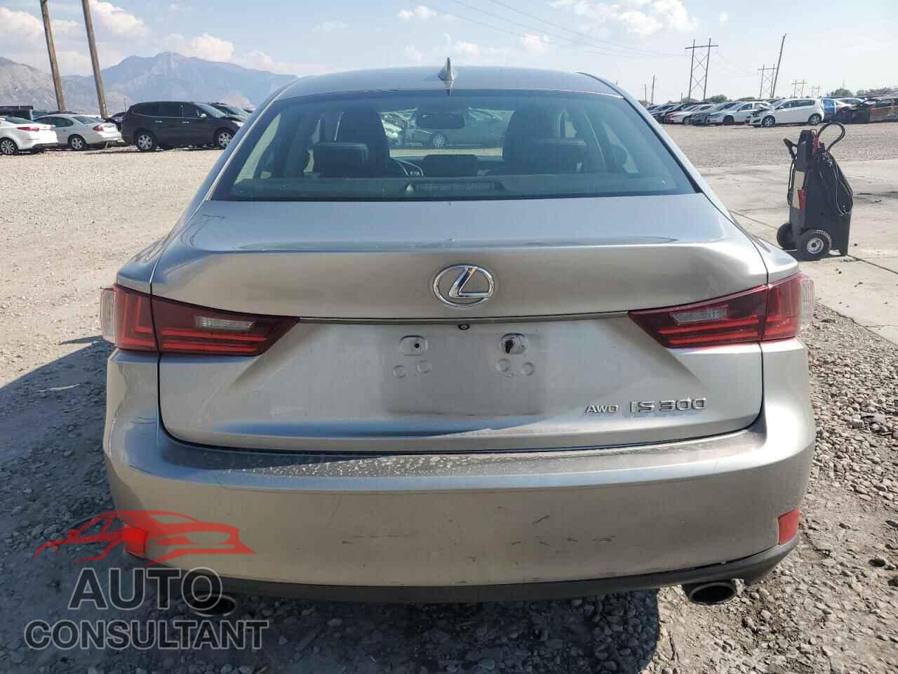 LEXUS IS 2016 - JTHCM1D20G5010106