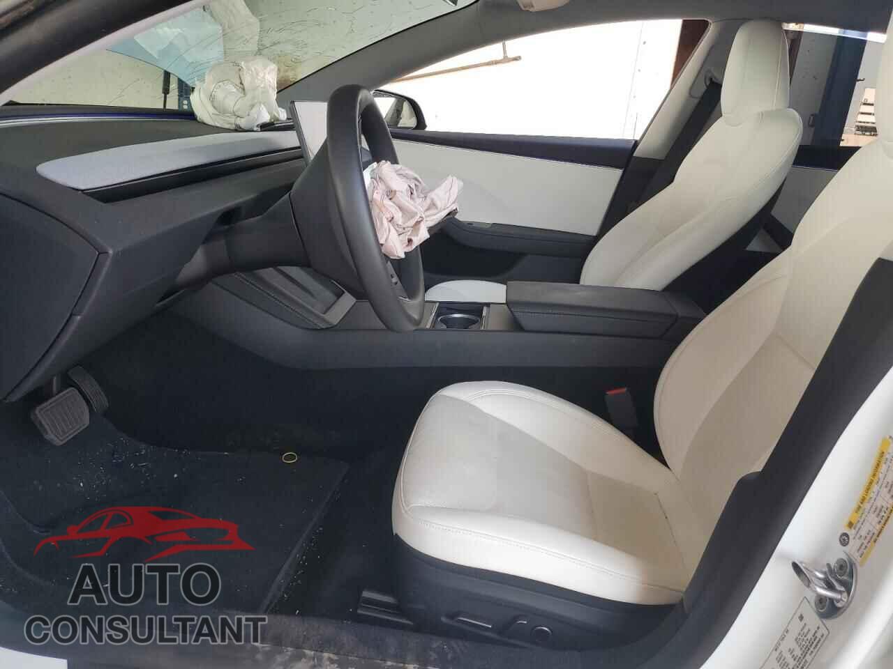 TESLA MODEL 3 2025 - 5YJ3E1EA7SF991272