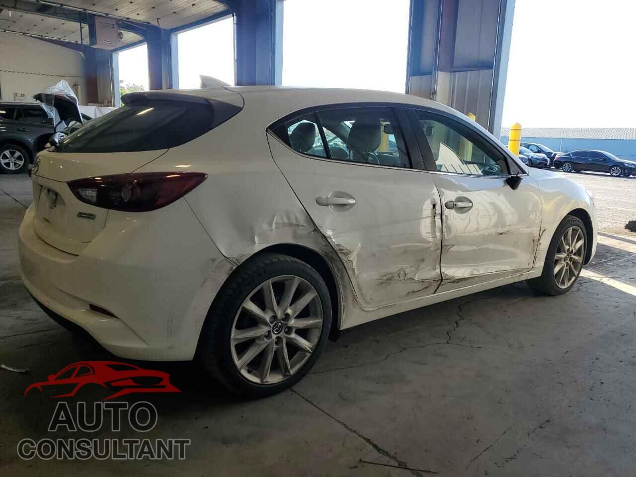 MAZDA 3 2017 - 3MZBN1M37HM134045
