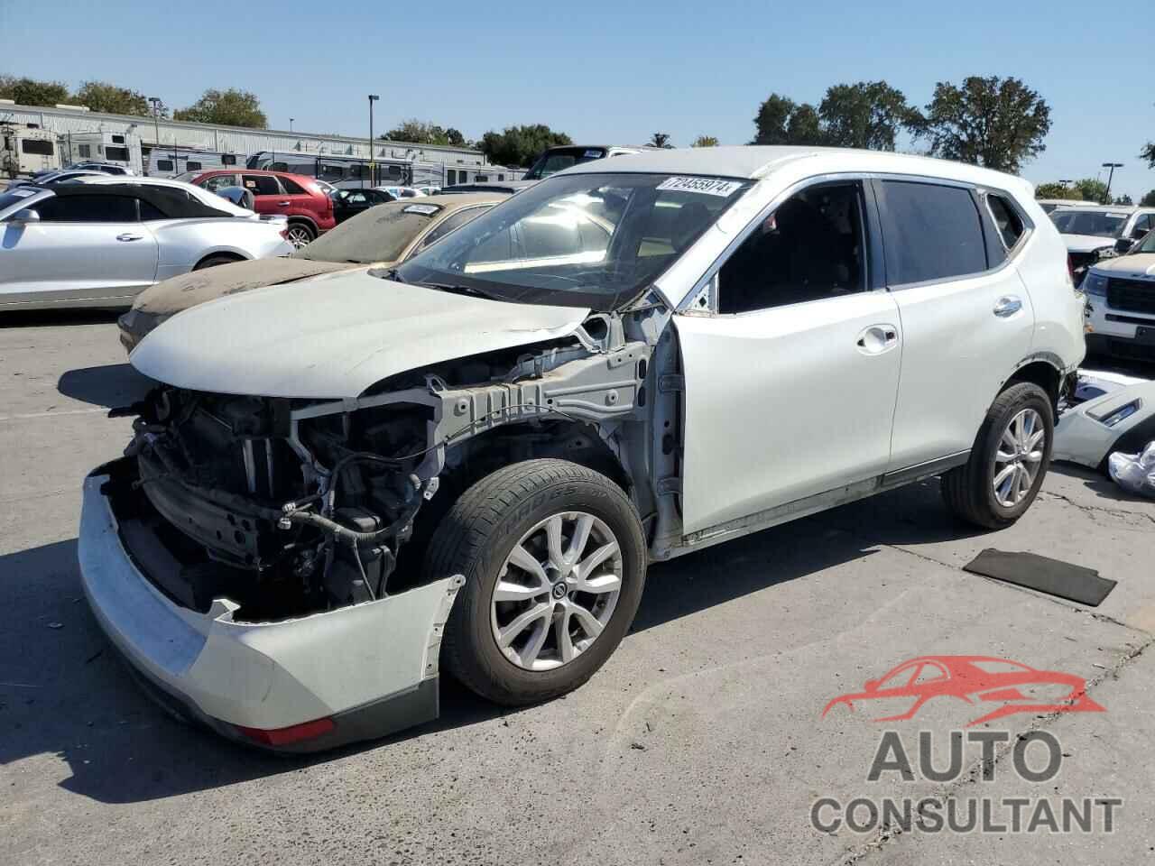 NISSAN ROGUE 2017 - KNMAT2MT2HP564019