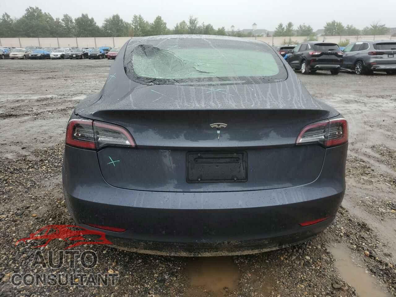 TESLA MODEL 3 2023 - 5YJ3E1EA5PF484765