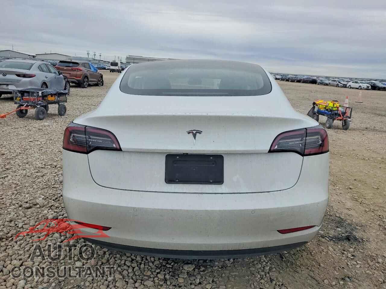 TESLA MODEL 3 2020 - 5YJ3E1EA3LF802456
