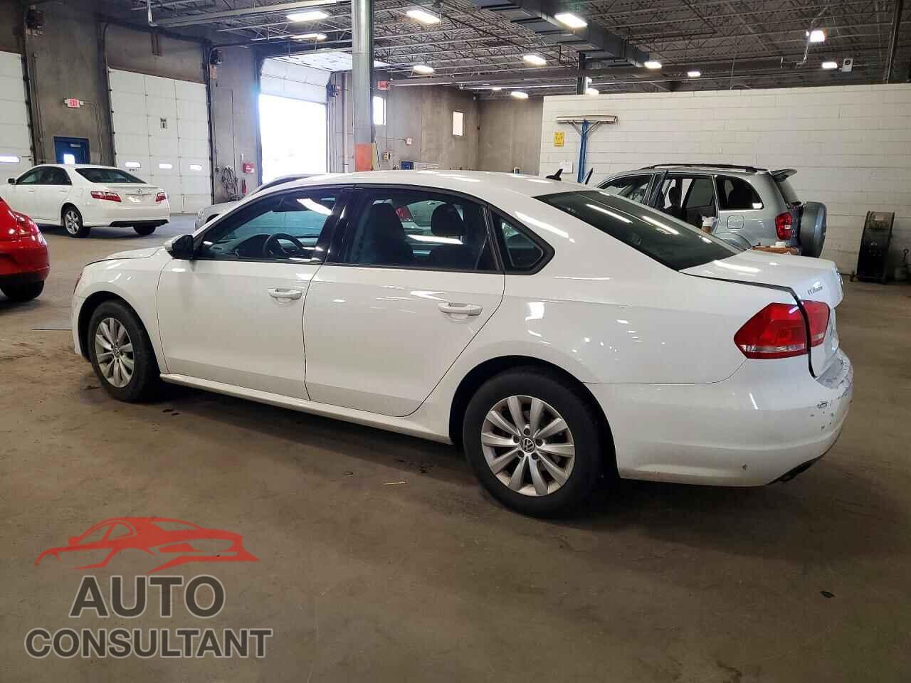 VOLKSWAGEN PASSAT 2012 - 1VWAP7A34CC073664