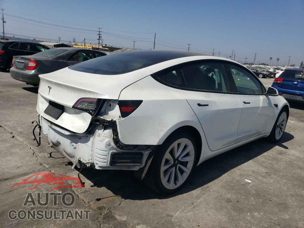 TESLA MODEL 3 2022 - 5YJ3E1EA8NF170007