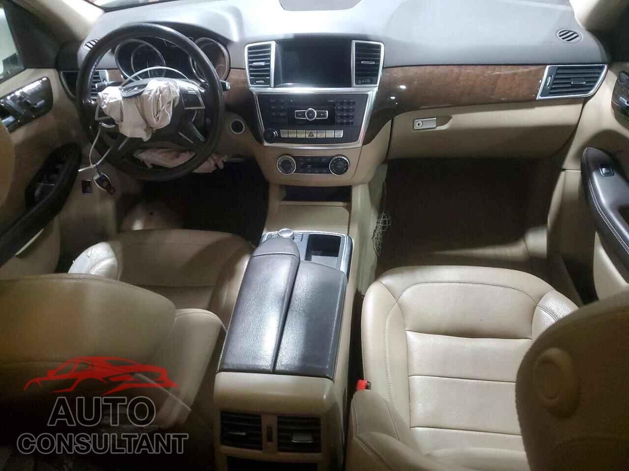 MERCEDES-BENZ M-CLASS 2012 - 4JGDA2EB2CA001035