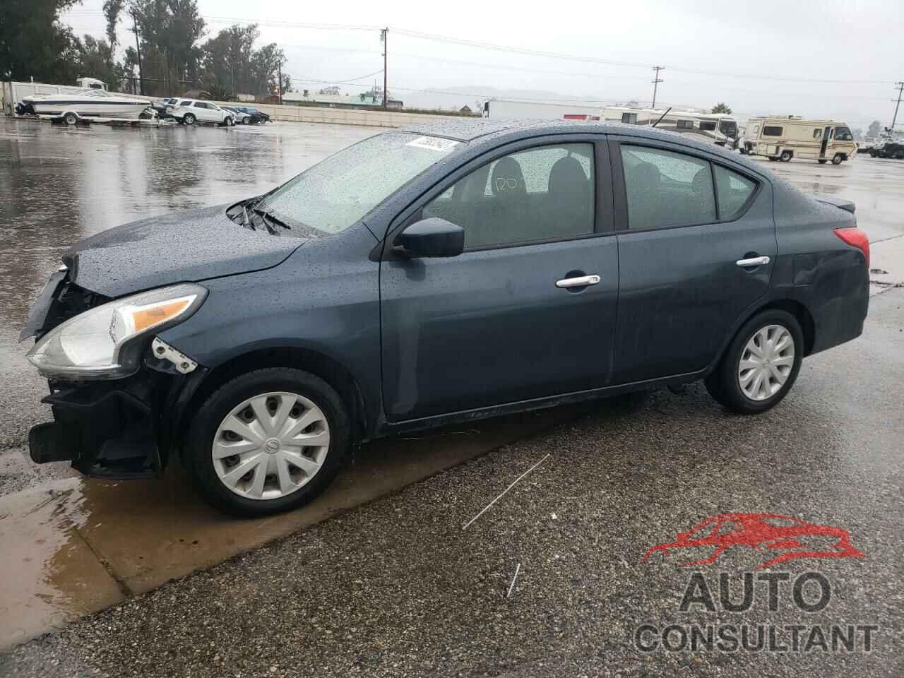 NISSAN VERSA 2017 - 3N1CN7AP4HL817671