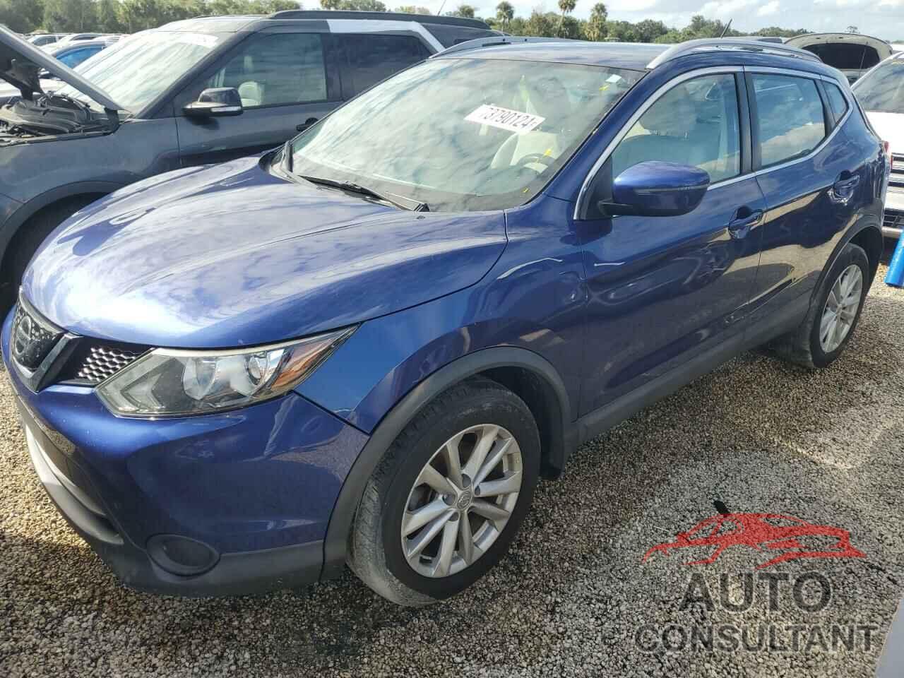 NISSAN ROGUE 2018 - JN1BJ1CRXJW252846