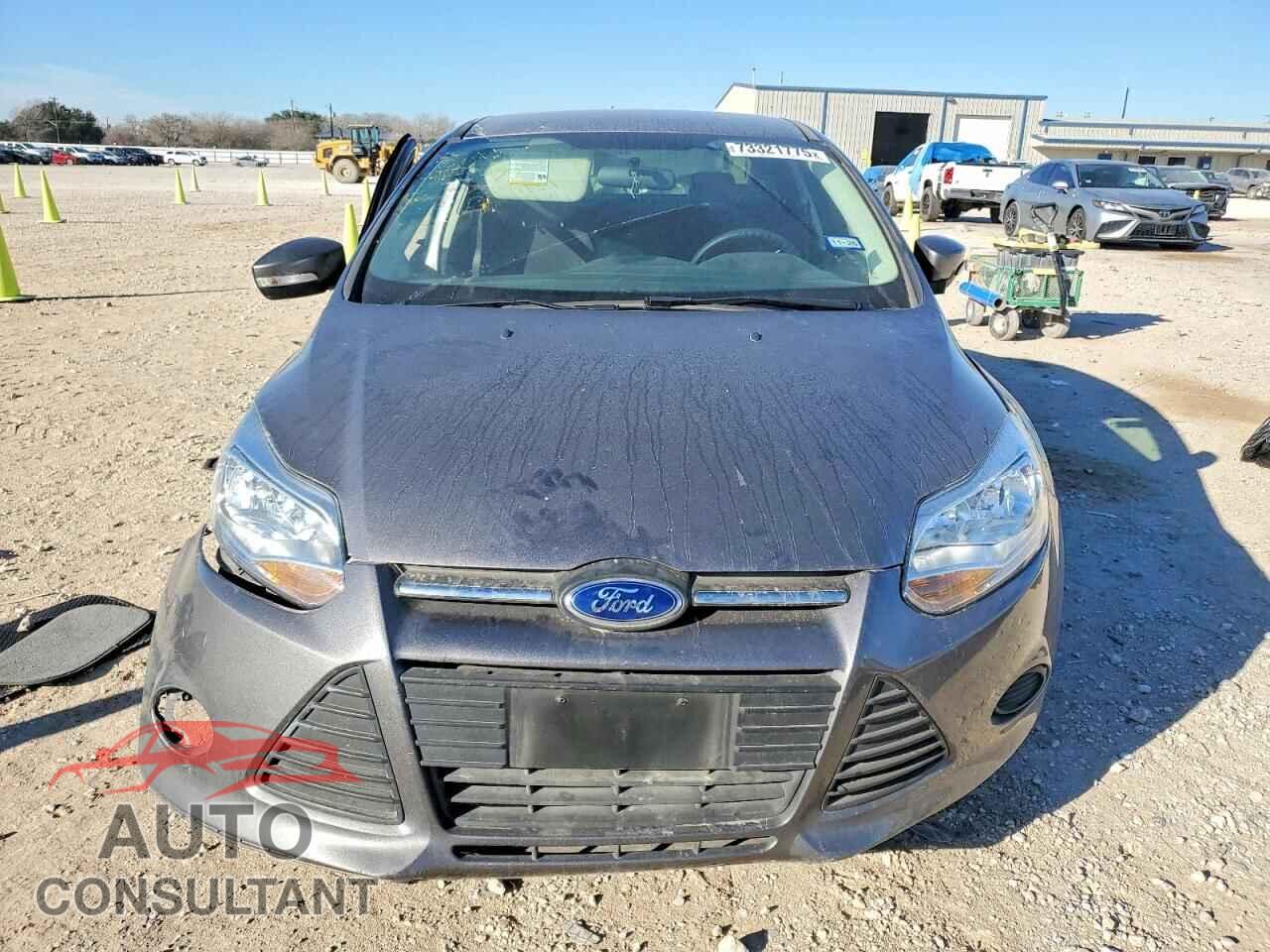 FORD FOCUS 2014 - 1FADP3F24EL440077