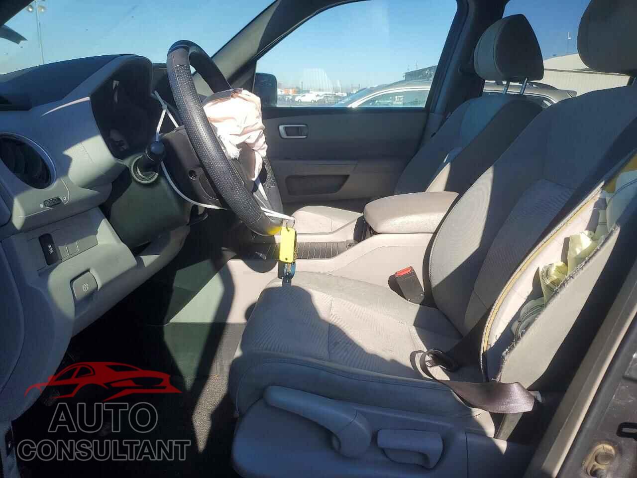 HONDA PILOT 2013 - 5FNYF4H26DB014331
