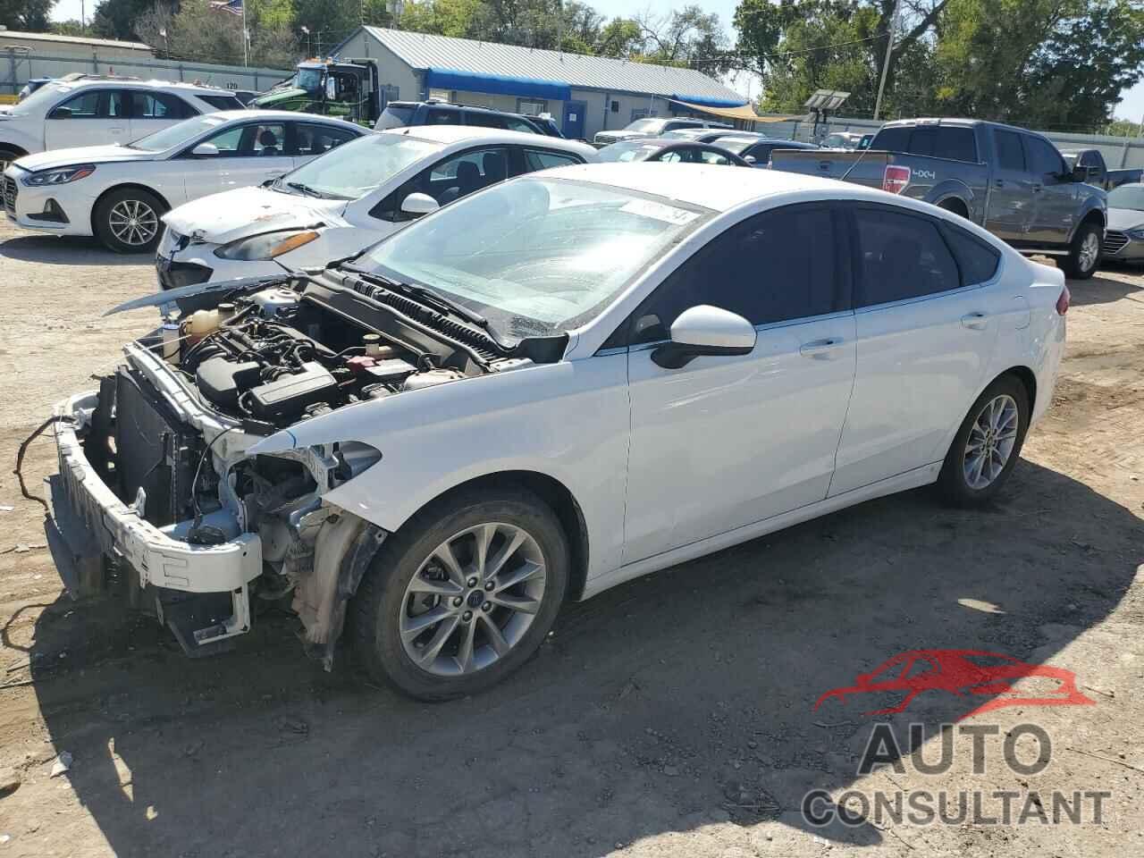 FORD FUSION 2017 - 3FA6P0H72HR356006