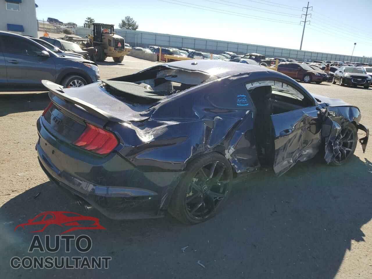 FORD MUSTANG 2018 - 1FA6P8CF8J5122359
