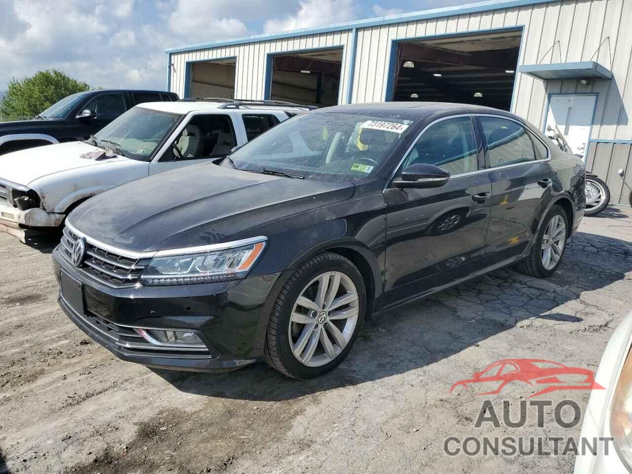 VOLKSWAGEN PASSAT 2018 - 1VWBA7A33JC029397