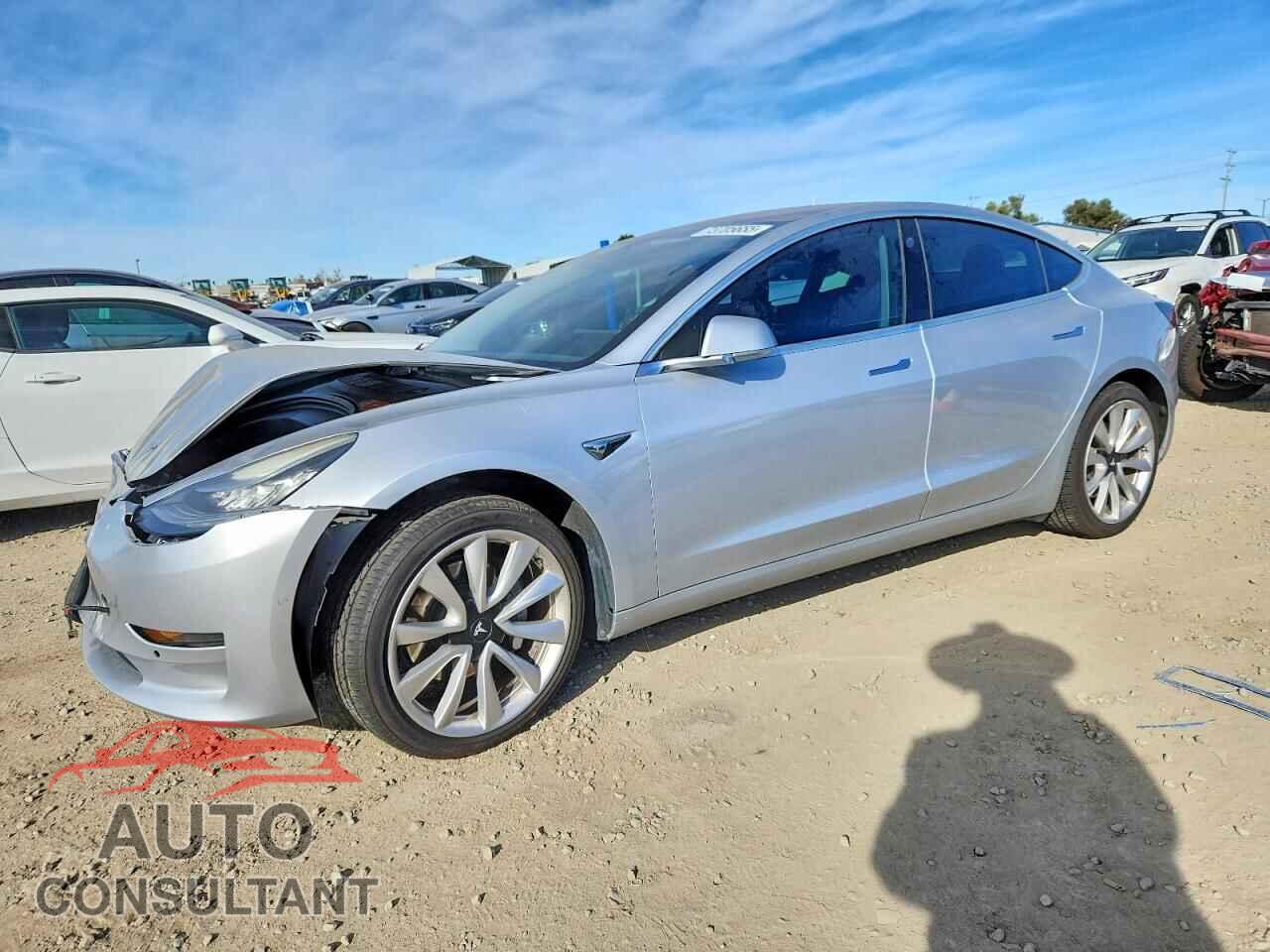 TESLA MODEL 3 2017 - 5YJ3E1EA4HF001834