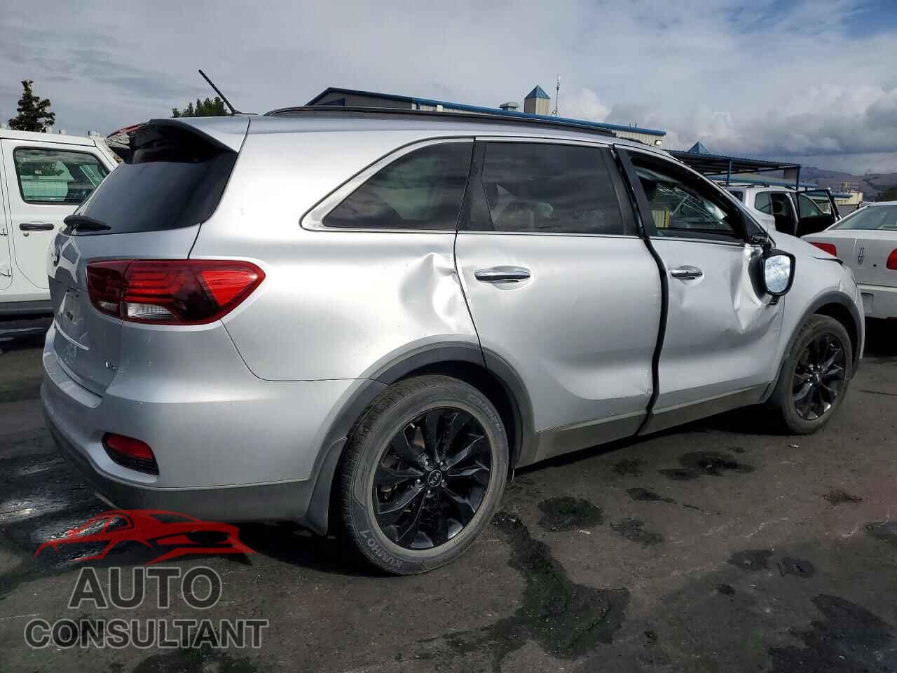 KIA SORENTO 2020 - 5XYPG4A50LG693551