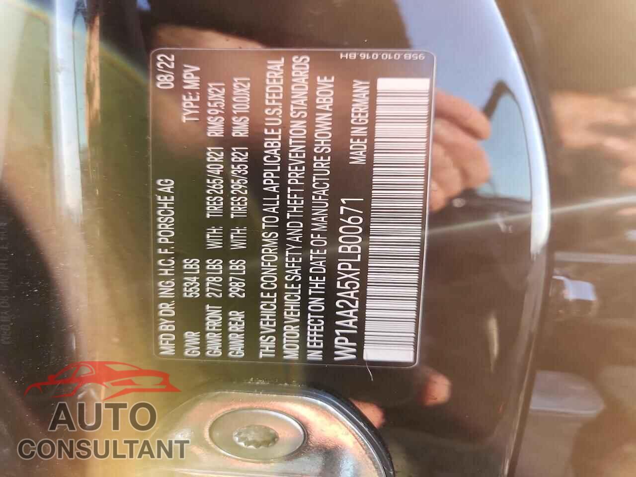 PORSCHE MACAN BASE 2023 - WP1AA2A5XPLB00671