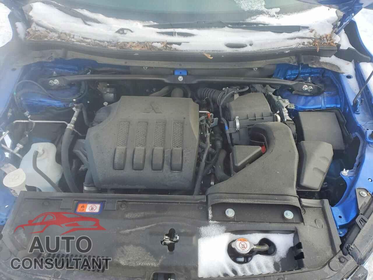 MITSUBISHI ECLIPSE 2024 - JA4ATWAA7RZ001056