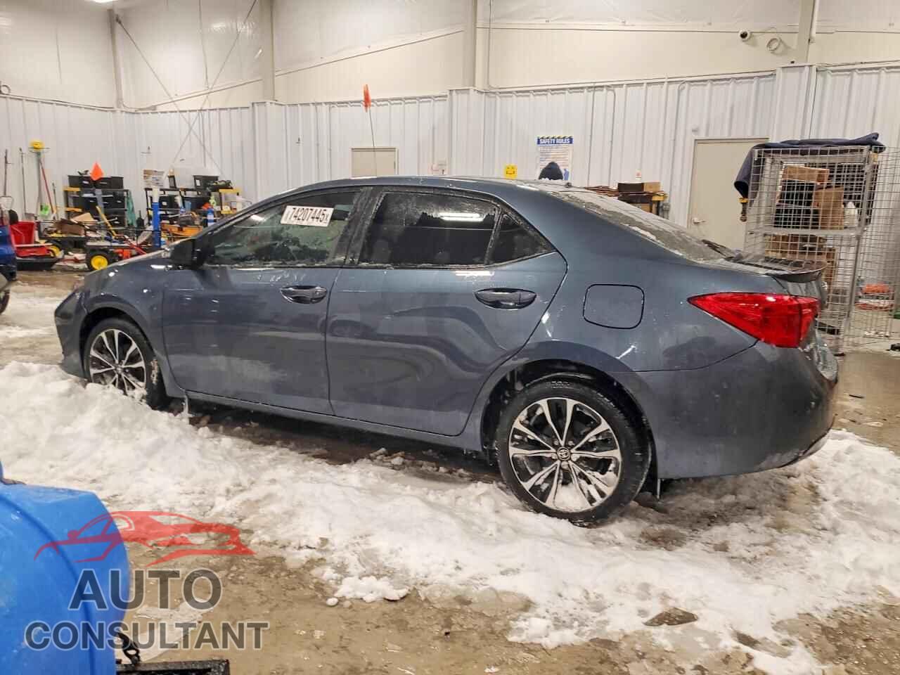 TOYOTA COROLLA 2018 - 2T1BURHE2JC115191
