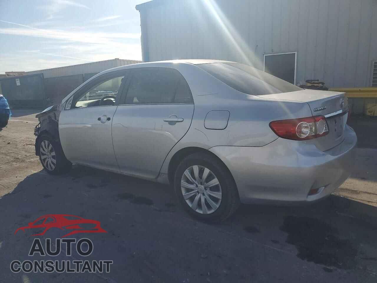TOYOTA COROLLA 2013 - 2T1BU4EE7DC033713