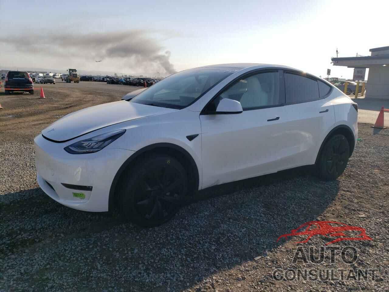 TESLA MODEL Y 2023 - 7SAYGDEE6PA089319