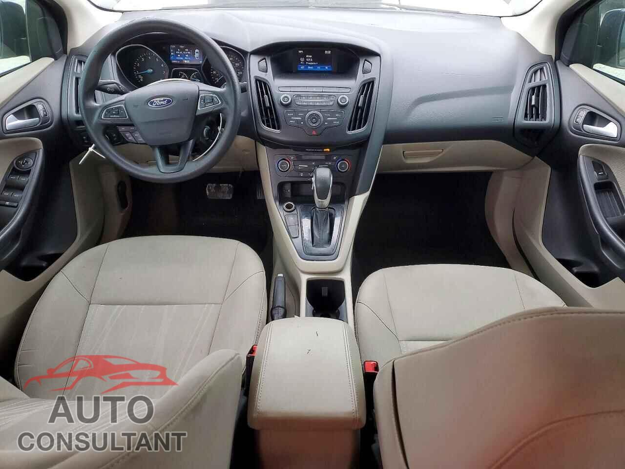 FORD FOCUS 2018 - 1FADP3FE5JL219821