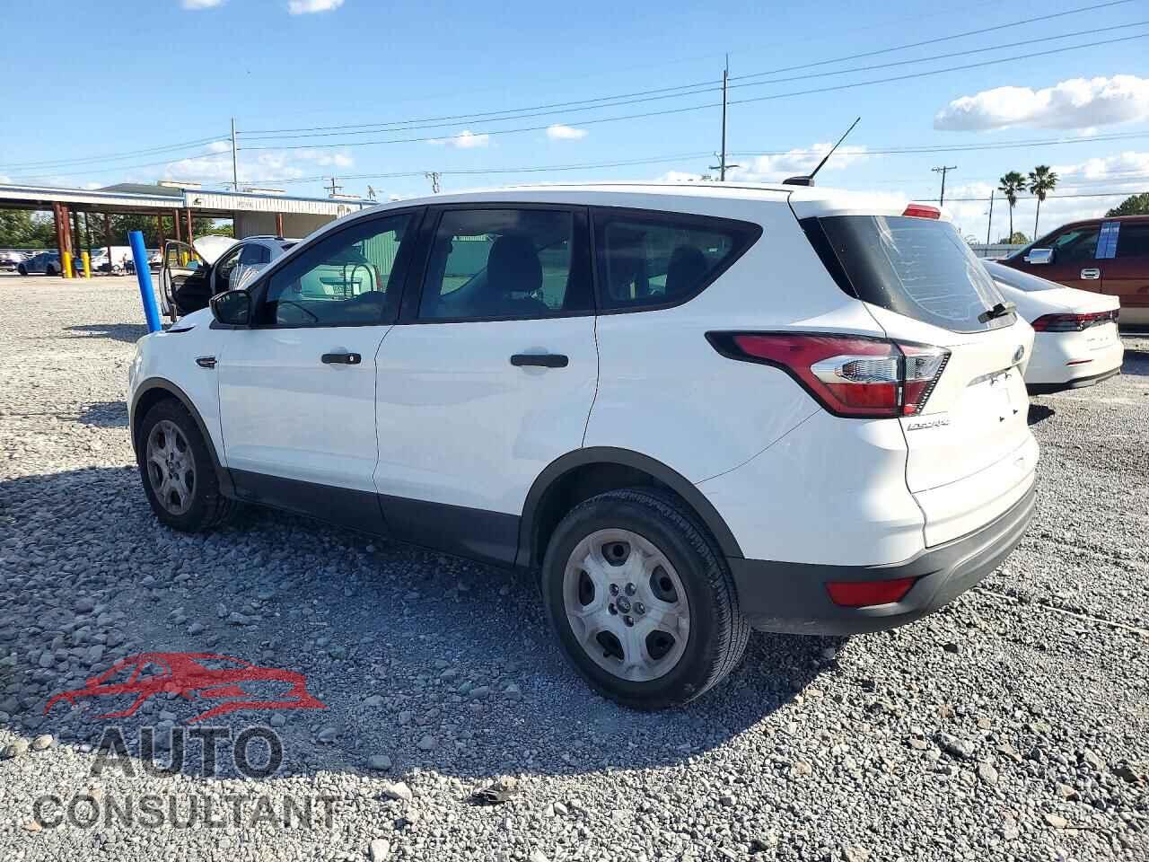 FORD ESCAPE 2017 - 1FMCU0F74HUC54364