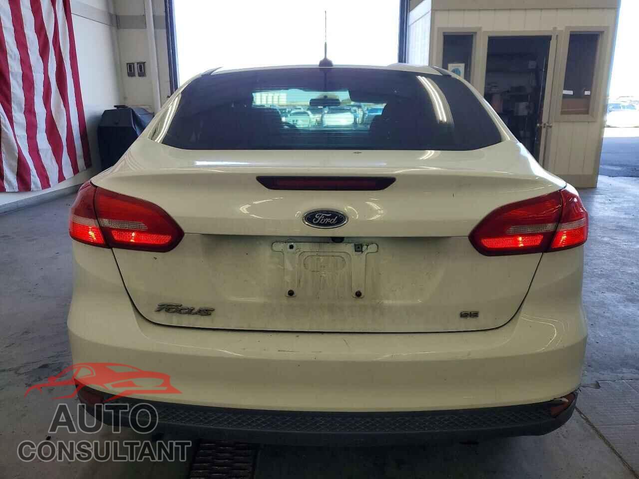 FORD FOCUS 2016 - 1FADP3F29GL330659