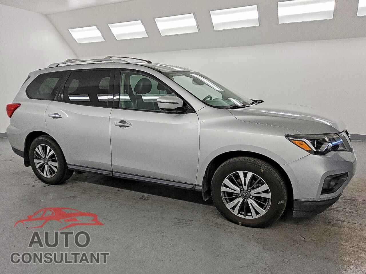 NISSAN PATHFINDER 2019 - 5N1DR2MN6KC591506