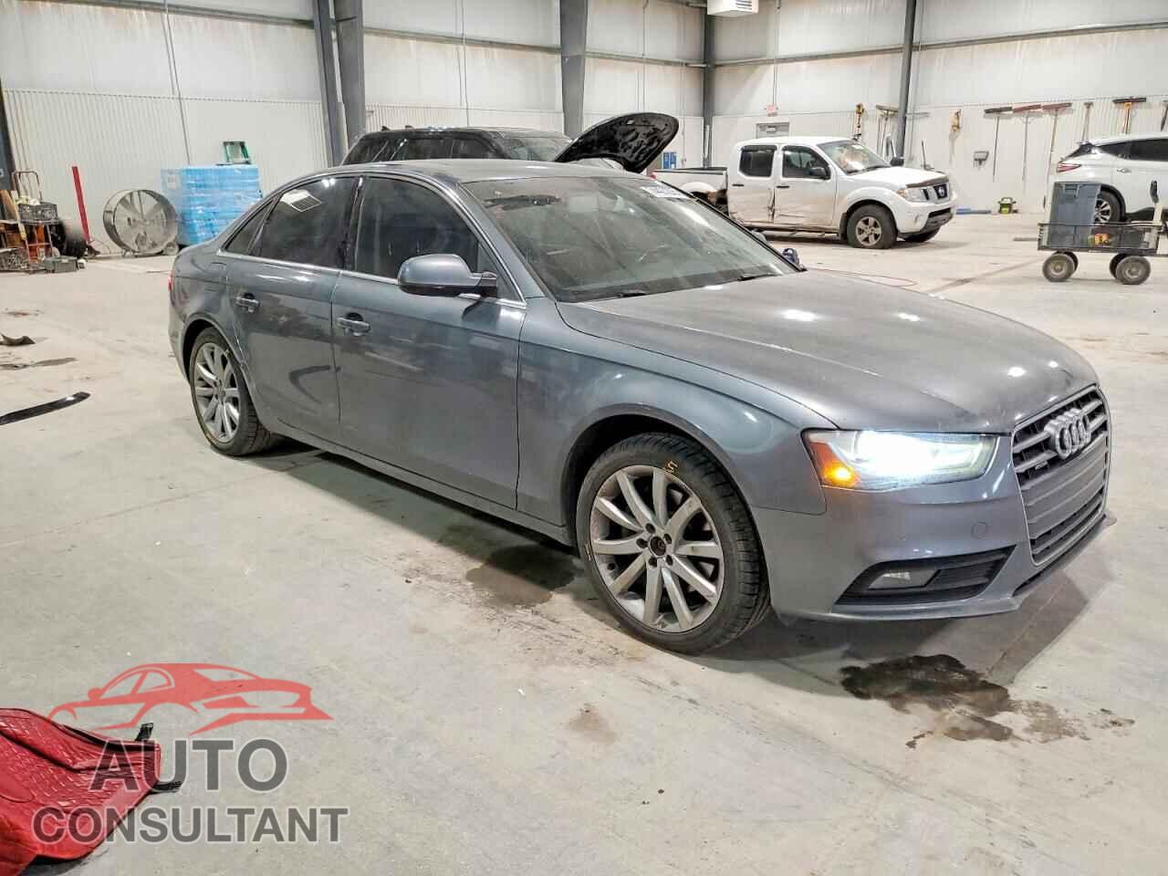 AUDI A4 2013 - WAUFFAFL1DN042229