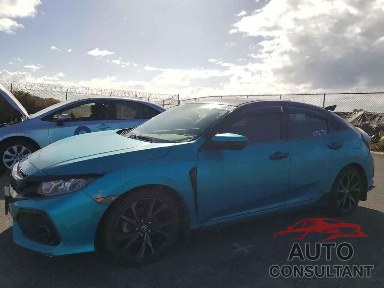 HONDA CIVIC 2018 - SHHFK7H45JU215458