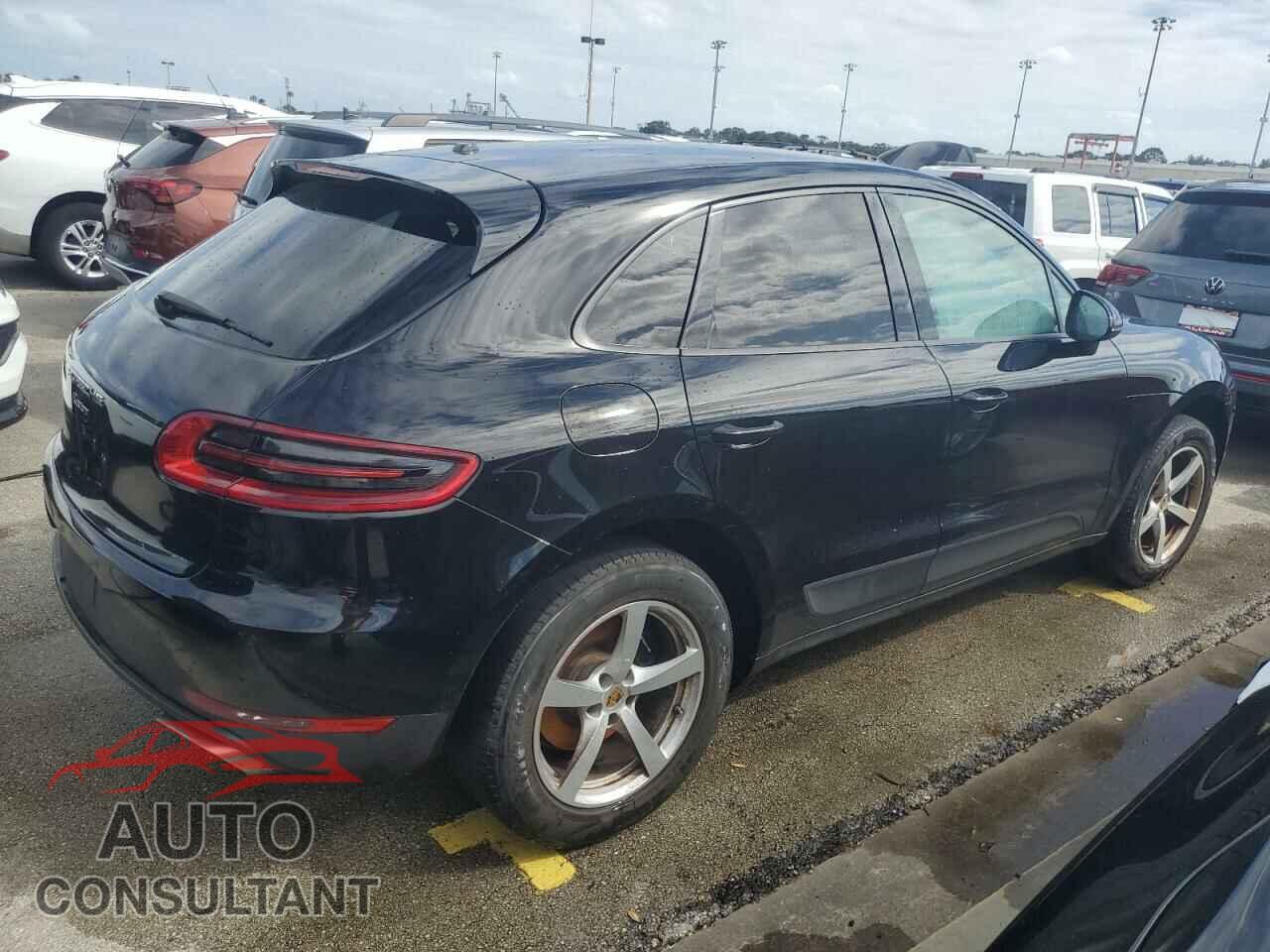 PORSCHE MACAN 2017 - WP1AA2A59HLB80921