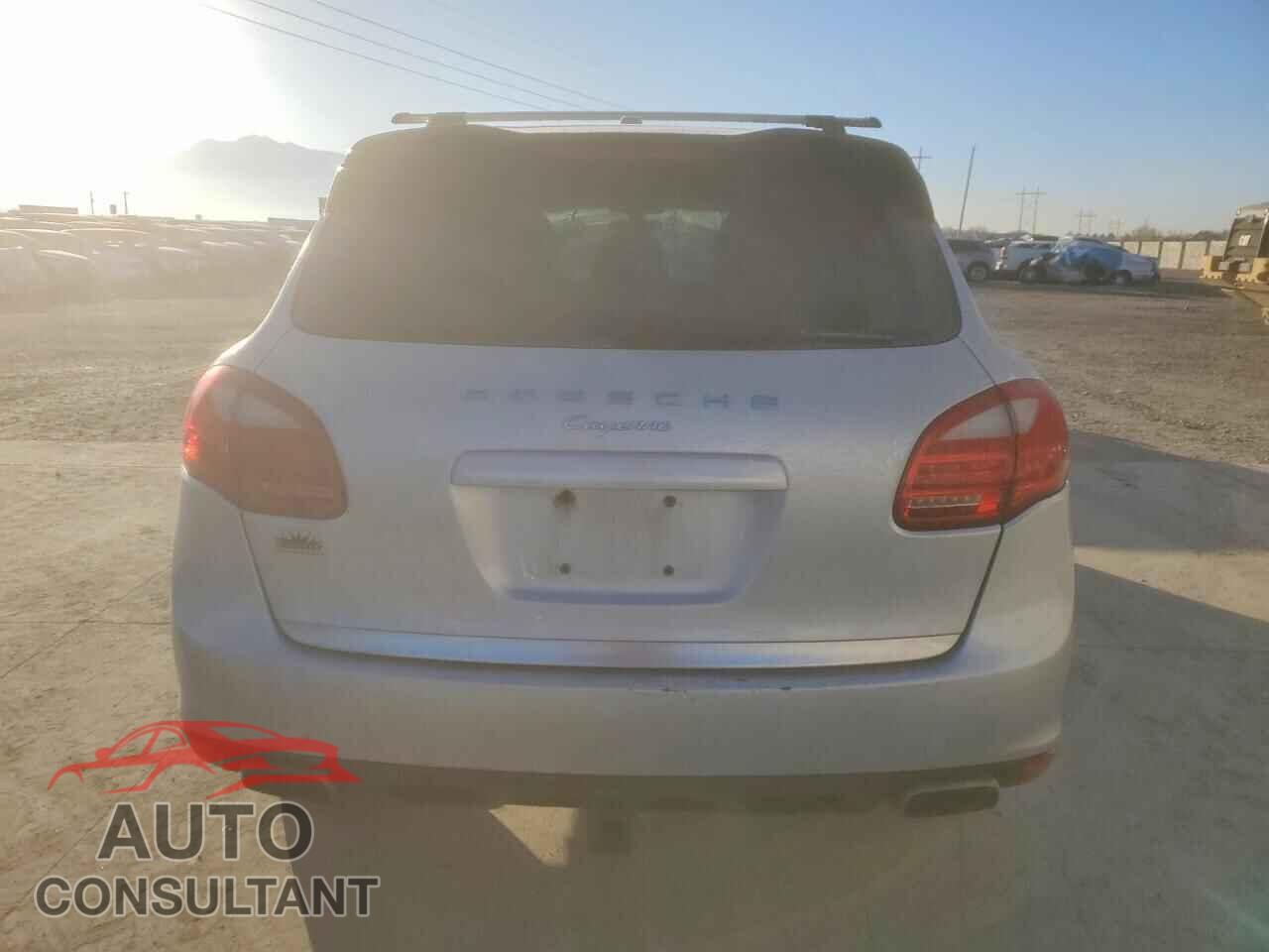 PORSCHE CAYENNE 2011 - WP1AA2A20BLA04823