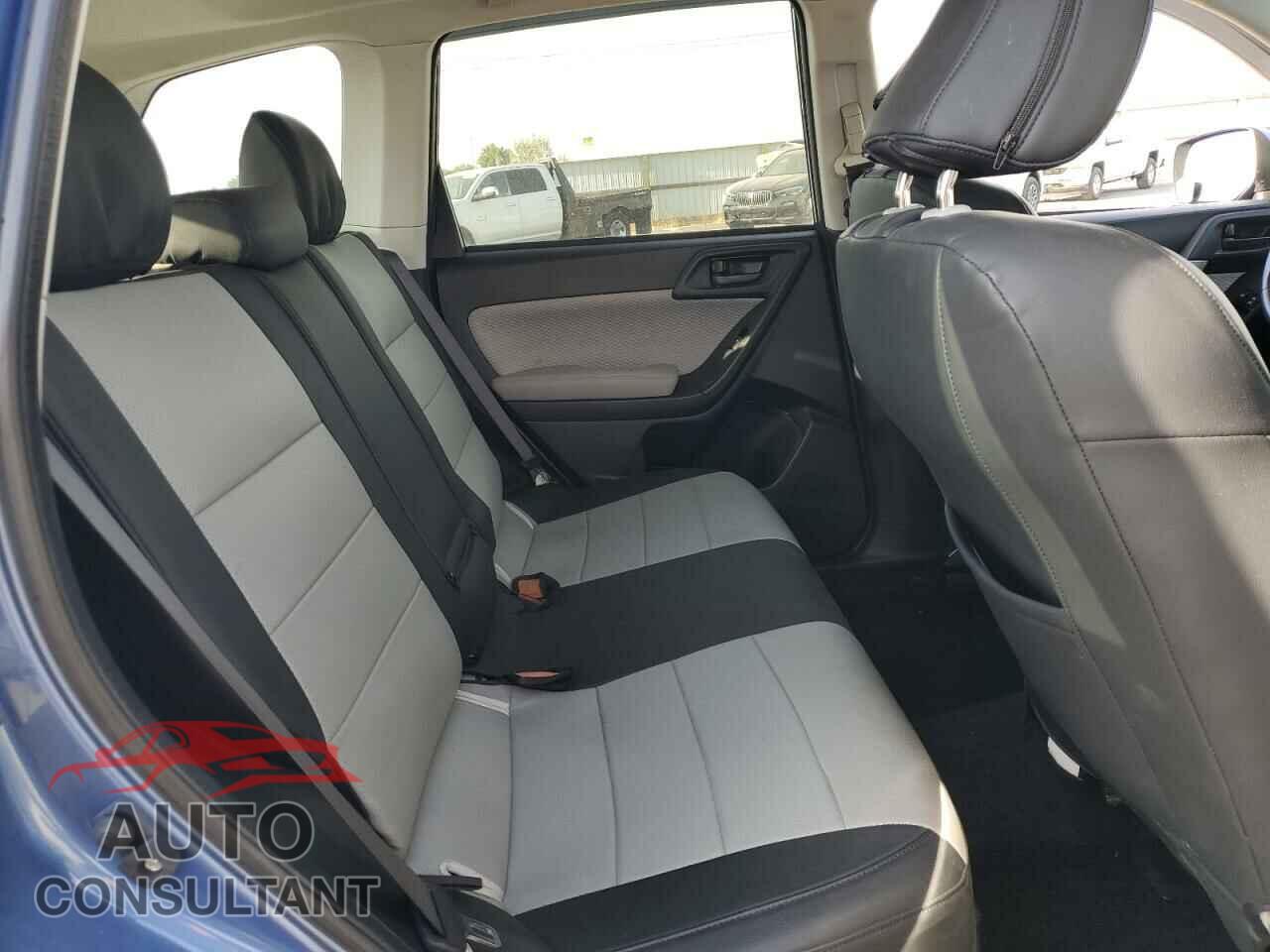 SUBARU FORESTER 2017 - JF2SJAEC1HH542589