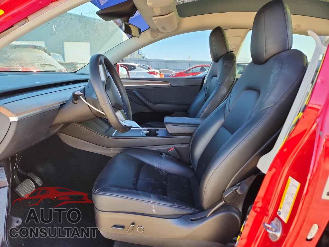 TESLA MODEL Y 2023 - 7SAYGAEEXPF631586