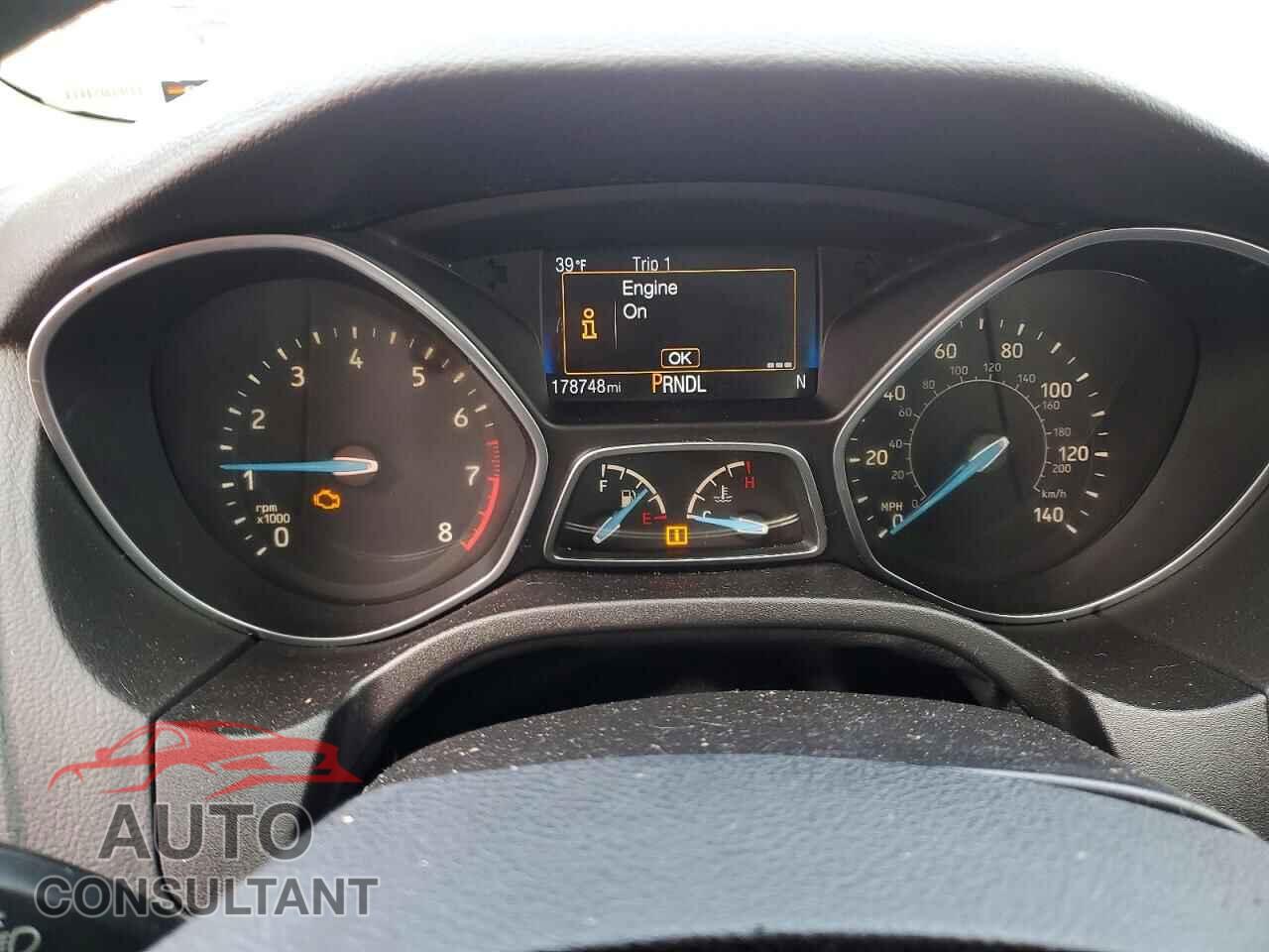 FORD FOCUS 2016 - 1FADP3F29GL298263