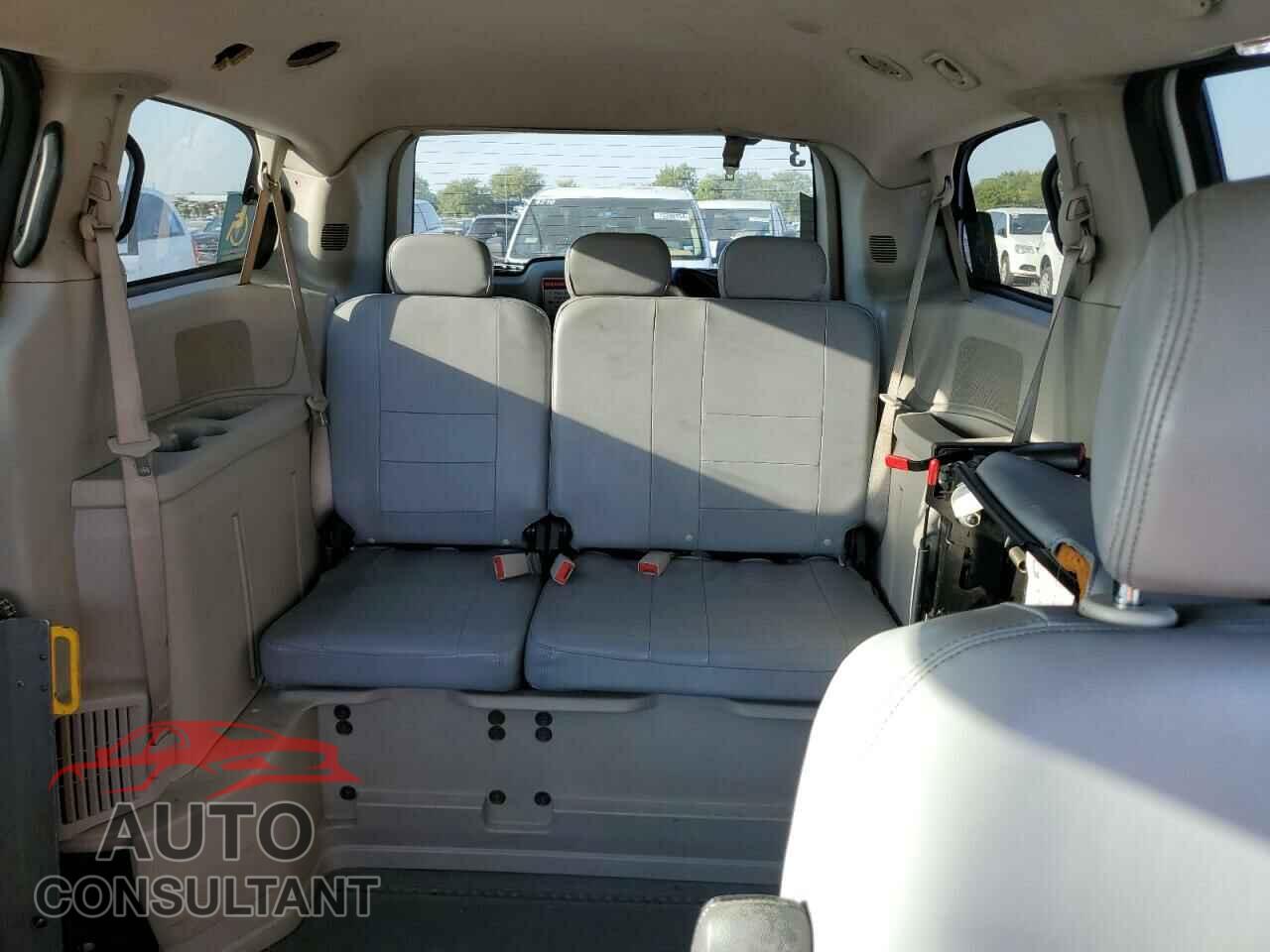 DODGE CARAVAN 2017 - 2C4RDGBG3HR768037