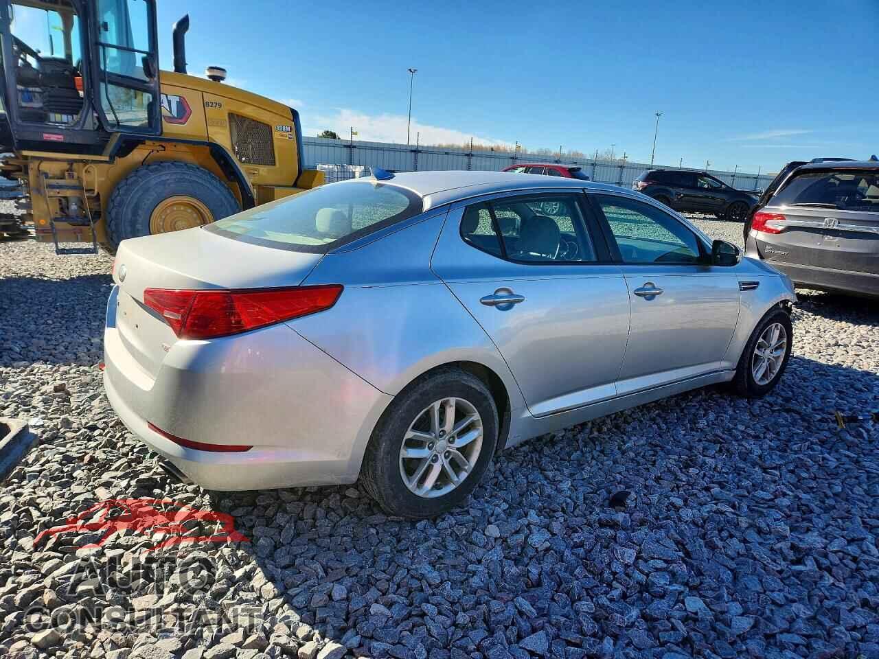 KIA OPTIMA 2013 - KNAGM4A71D5354119
