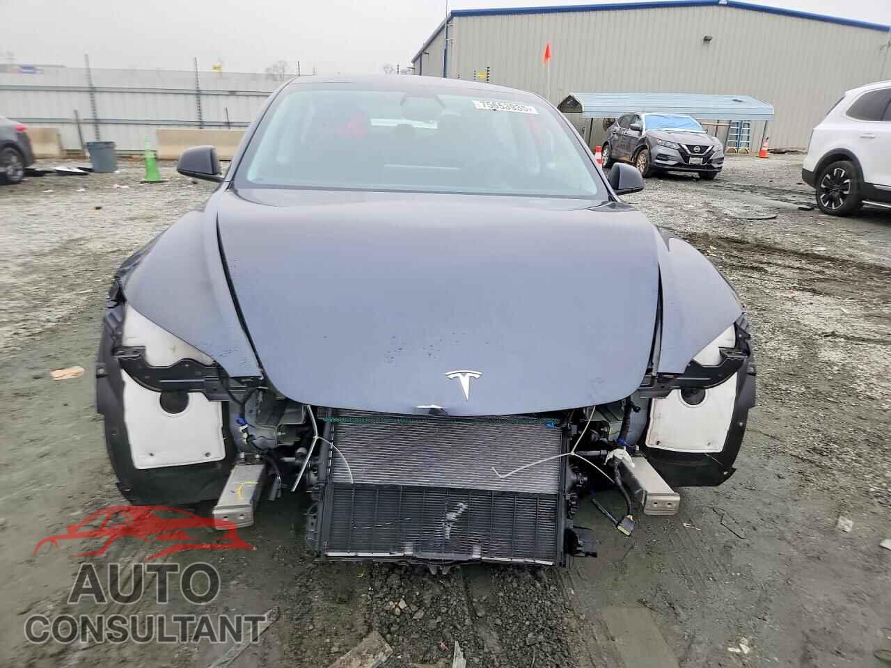 TESLA MODEL 3 2024 - 5YJ3E1EA7RF849613