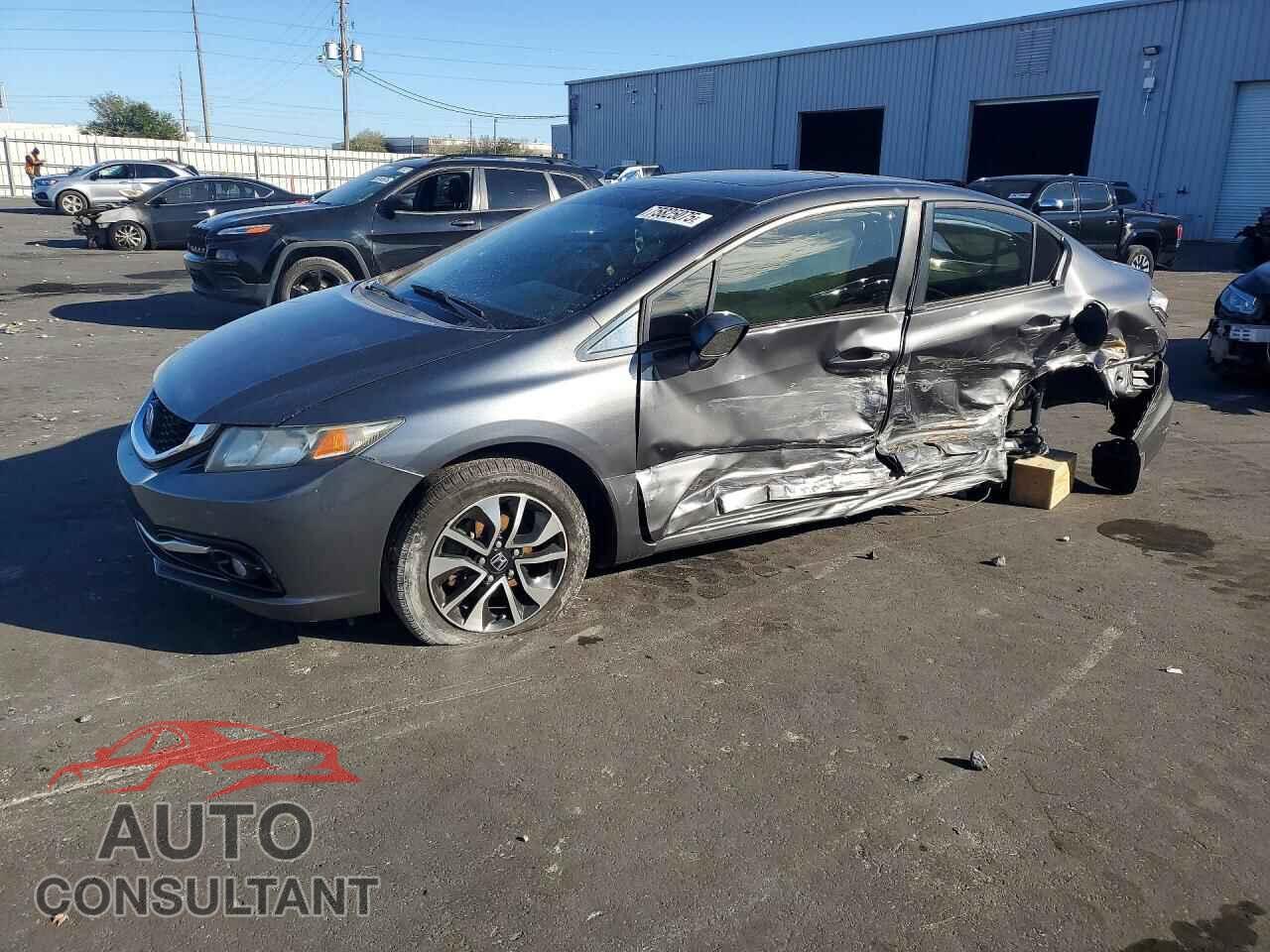 HONDA CIVIC 2013 - 2HGFB2F98DH556419