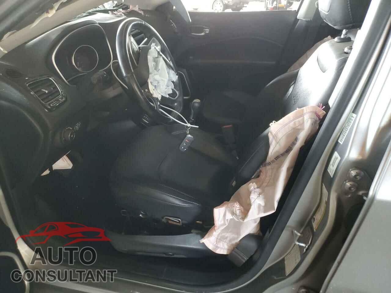 JEEP COMPASS 2019 - 3C4NJCCB8KT662948
